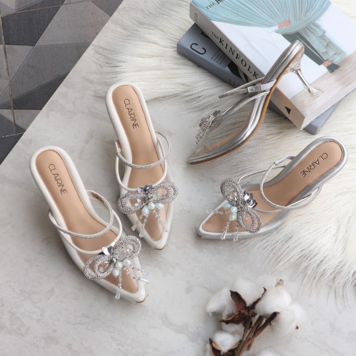 Wedding dress shoes for women